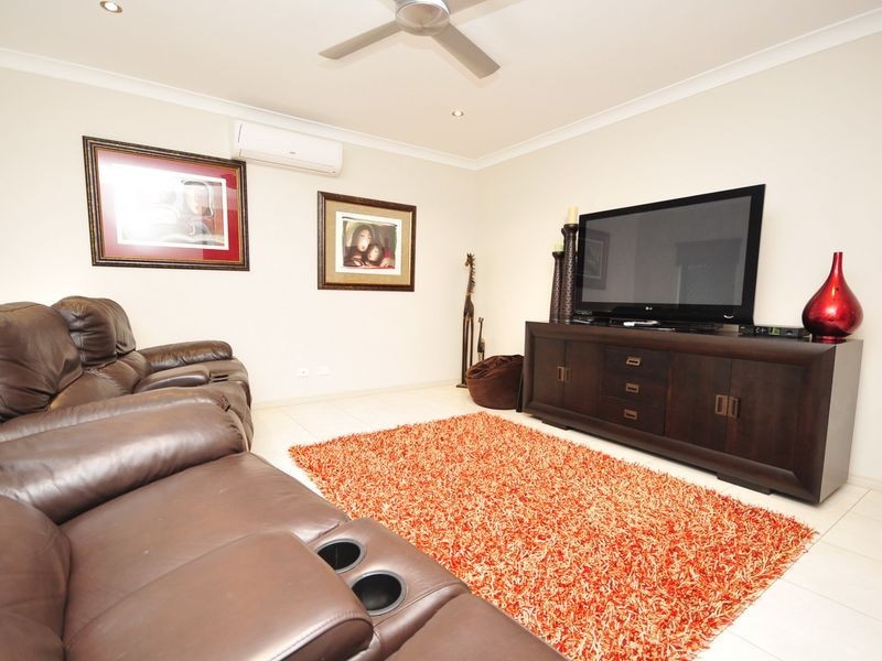 6 Edge Close, Kewarra Beach QLD 4879