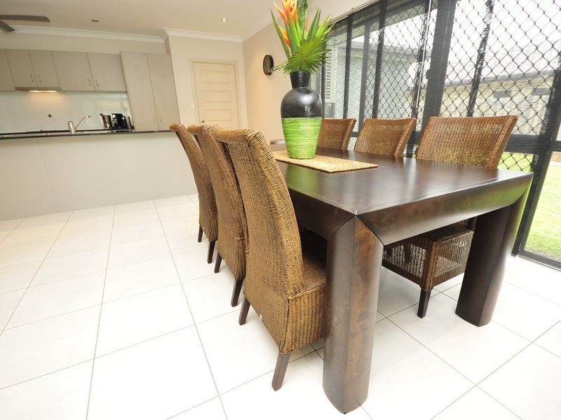 6 Edge Close, Kewarra Beach QLD 4879