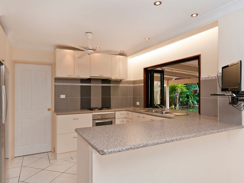 5 Argyle Close, Edge Hill QLD 4870