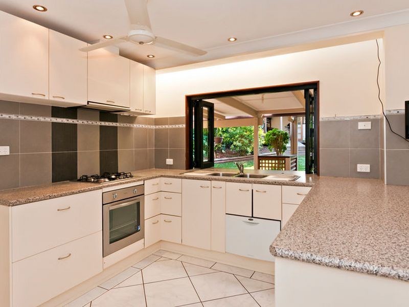 5 Argyle Close, Edge Hill QLD 4870