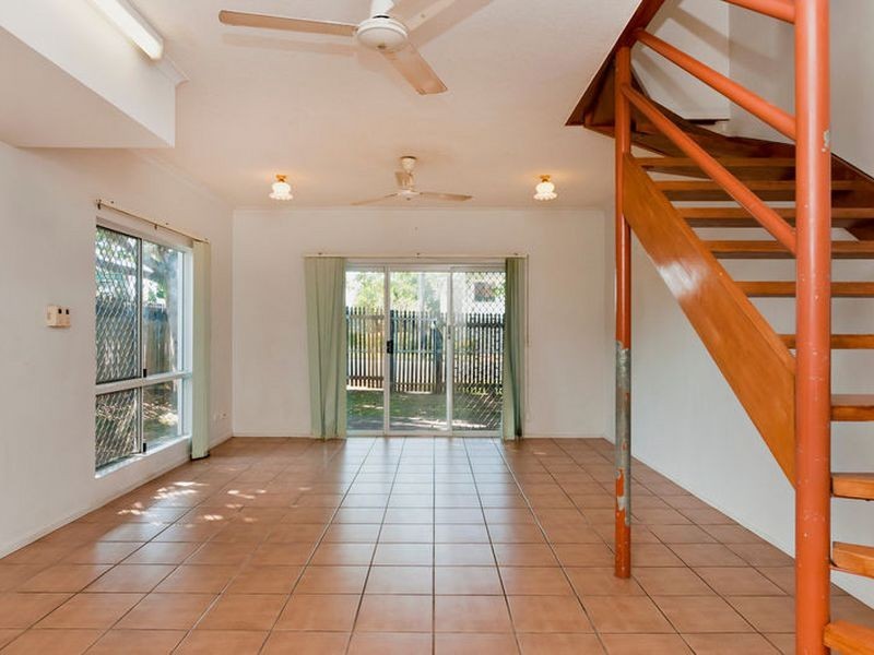 1/2 Cavanagh Street, Woree QLD 4868