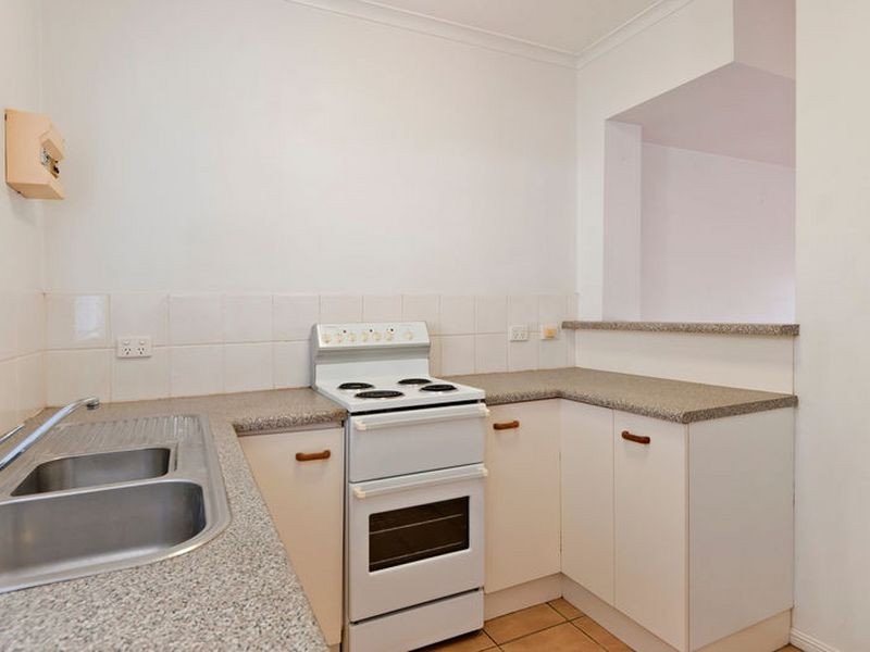 1/2 Cavanagh Street, Woree QLD 4868