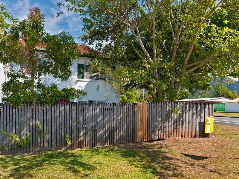 1/2 Cavanagh Street, Woree QLD 4868