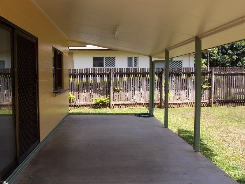 Bentley Park QLD 4869
