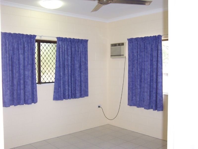 Bentley Park QLD 4869