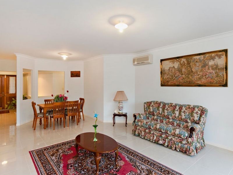 26 Oakblue Drive/1 Rosella Close, Mount Sheridan QLD 4868