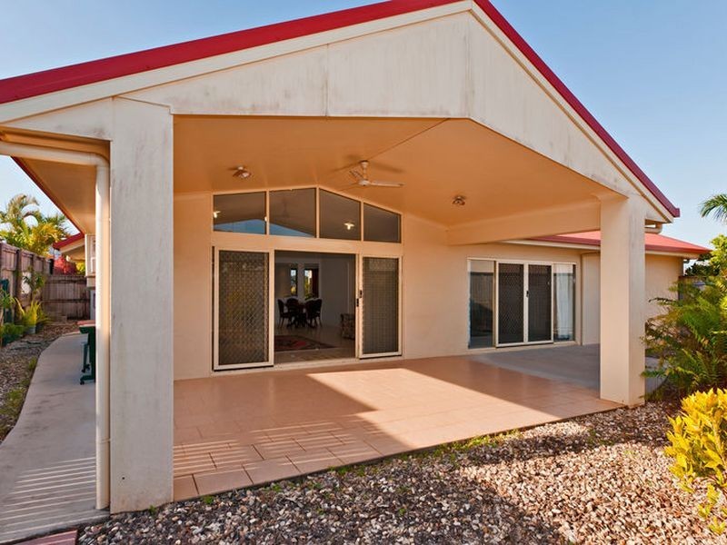 26 Oakblue Drive/1 Rosella Close, Mount Sheridan QLD 4868