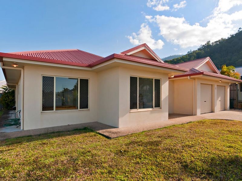 26 Oakblue Drive/1 Rosella Close, Mount Sheridan QLD 4868