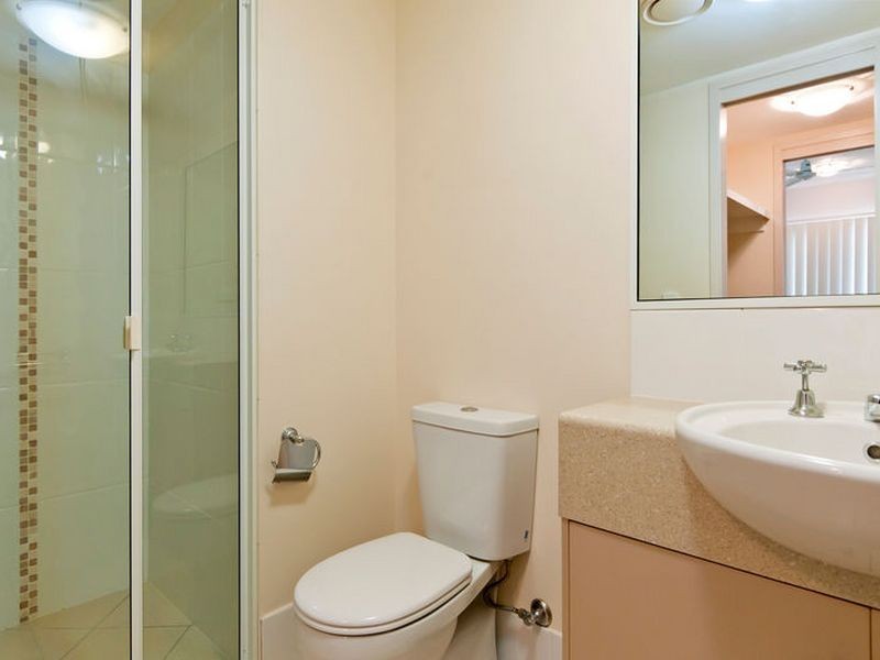 6/376 Severin Street, Parramatta Park QLD 4870