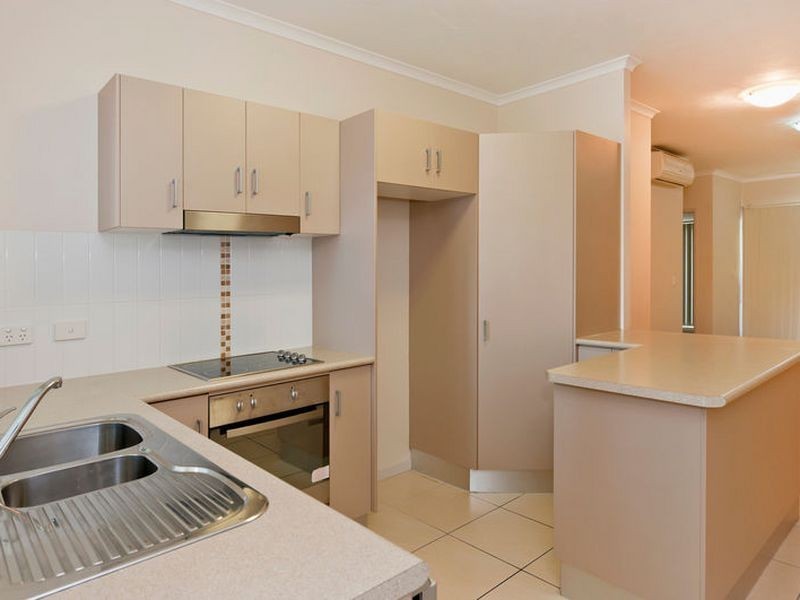 6/376 Severin Street, Parramatta Park QLD 4870