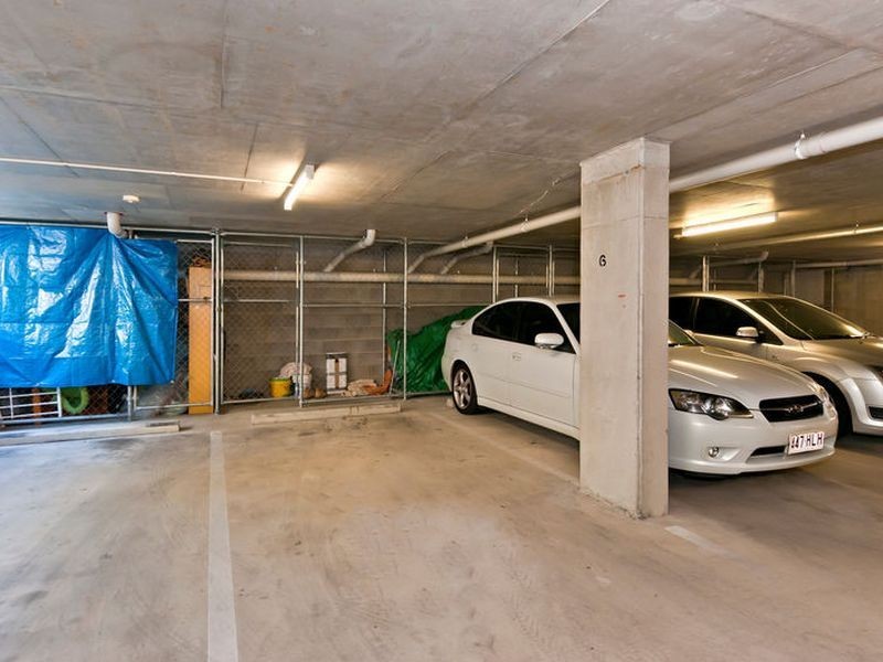 6/376 Severin Street, Parramatta Park QLD 4870