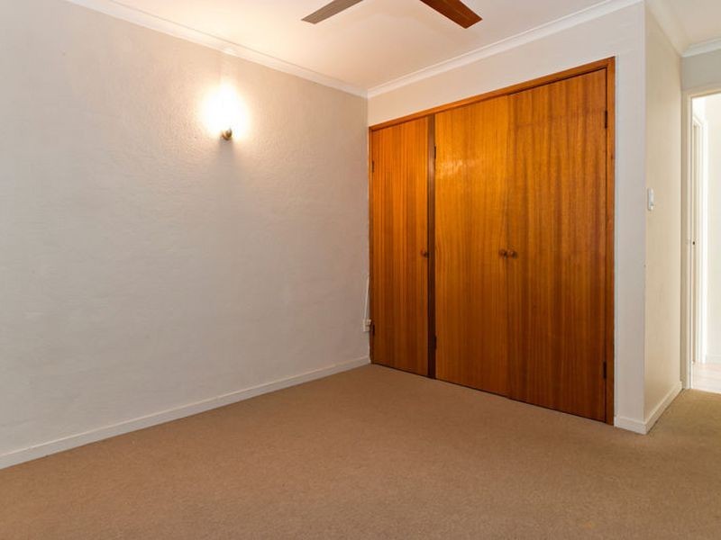 11/473 McCoombe Street, Mooroobool QLD 4870