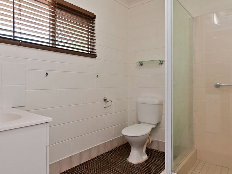 11/473 McCoombe Street, Mooroobool QLD 4870