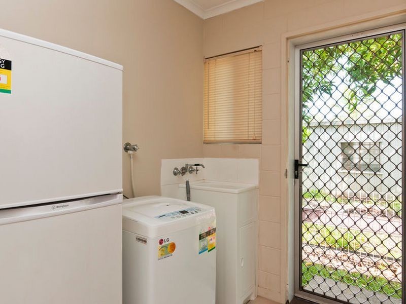 11/473 McCoombe Street, Mooroobool QLD 4870