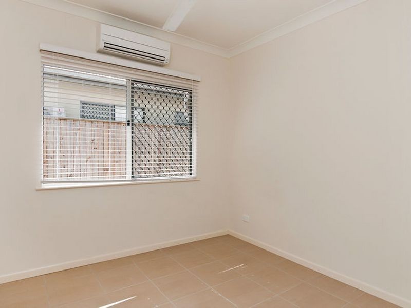 11 Botany Avenue, Redlynch QLD 4870