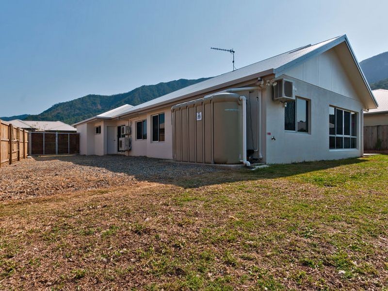 11 Botany Avenue, Redlynch QLD 4870