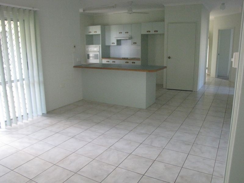 Bentley Park QLD 4869