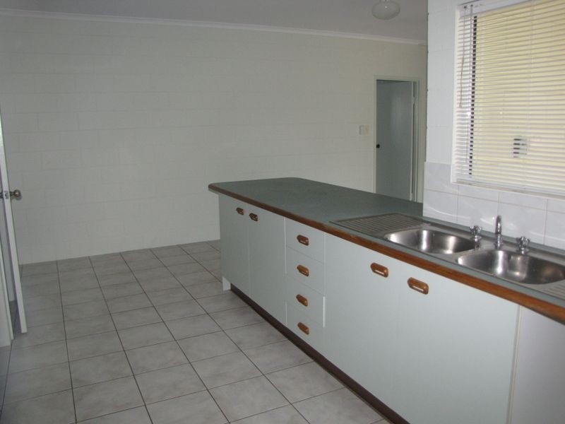 Bentley Park QLD 4869