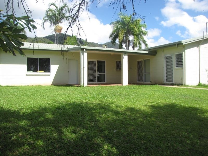 Bentley Park QLD 4869