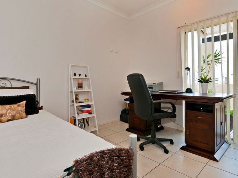 12/79 Spence Street, Aeroglen QLD 4870