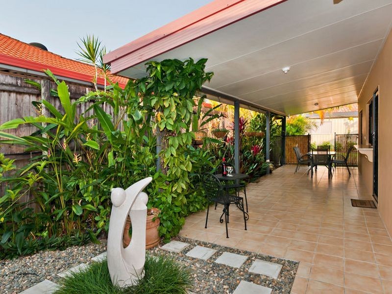 2 Greenford  Close, Brinsmead QLD 4870