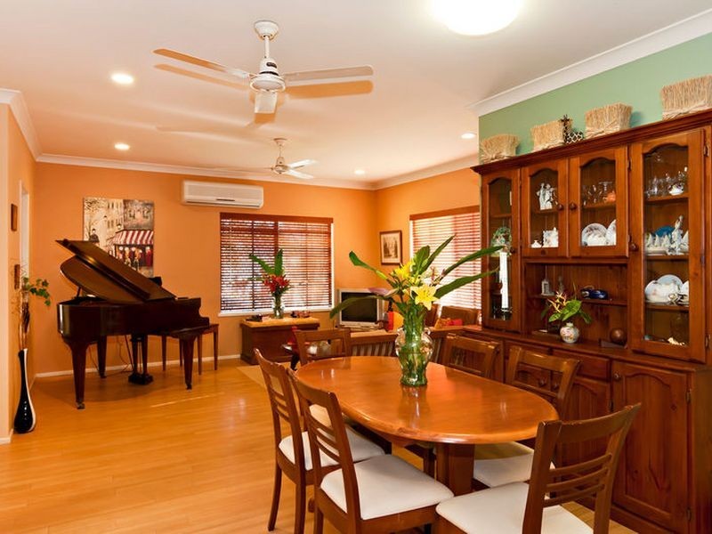 2 Greenford  Close, Brinsmead QLD 4870