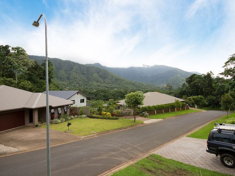 23 Lum Jim Street, Redlynch QLD 4870