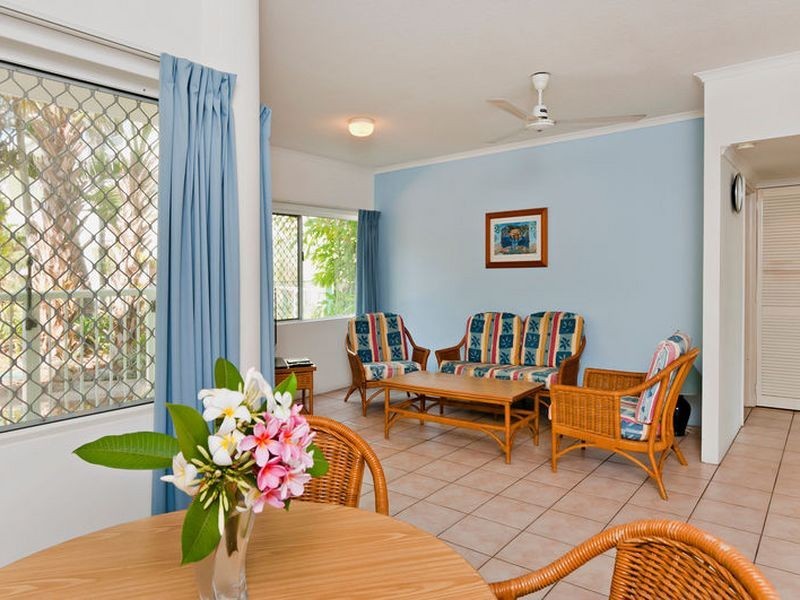 114/219-22 McLeod Street, Cairns North QLD 4870