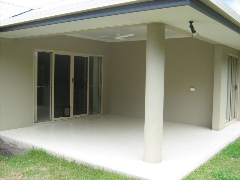 26 Cliffdale Street, Bentley Park QLD 4869