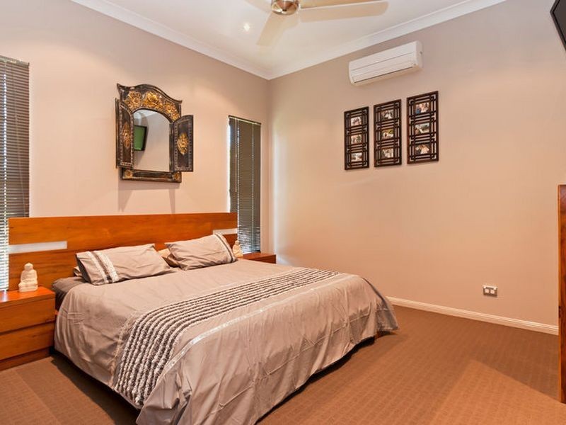 3 Savaii Close, Palm Cove QLD 4879