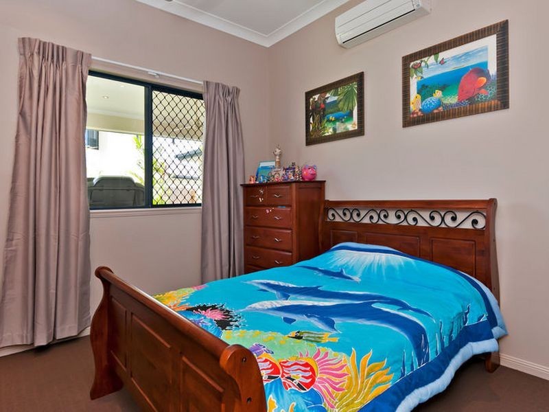 3 Savaii Close, Palm Cove QLD 4879