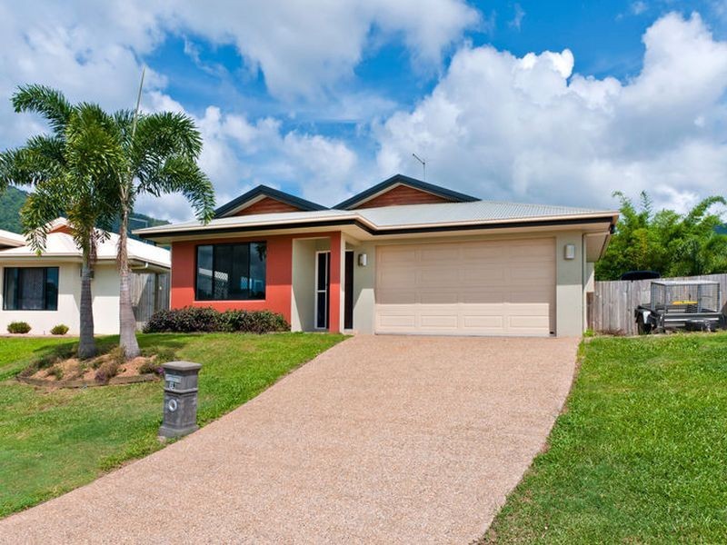 23 Roderick Street, Bentley Park QLD 4869