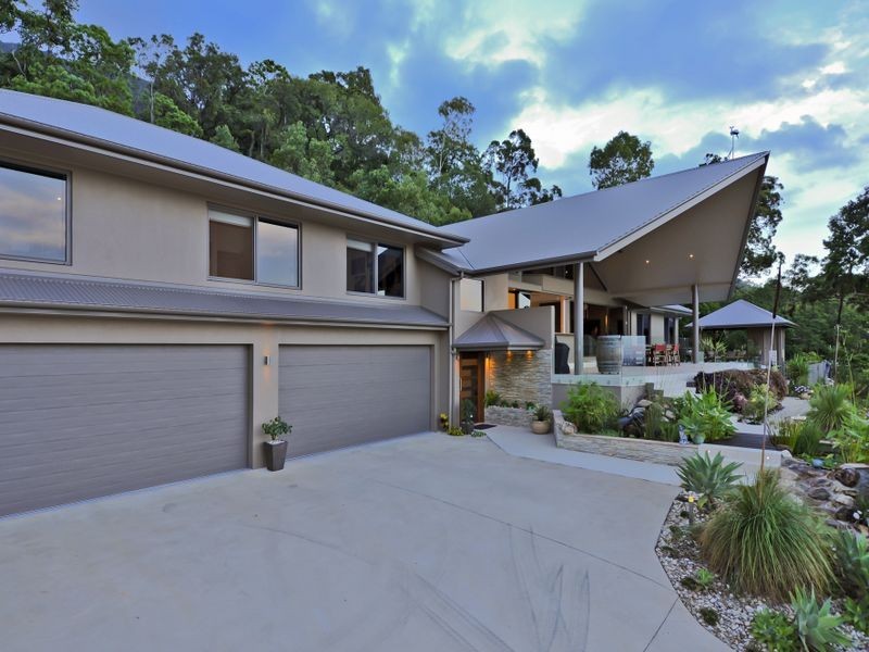 54 Buckinghamia Street, Redlynch QLD 4870