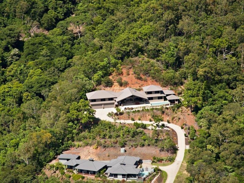 54 Buckinghamia Street, Redlynch QLD 4870