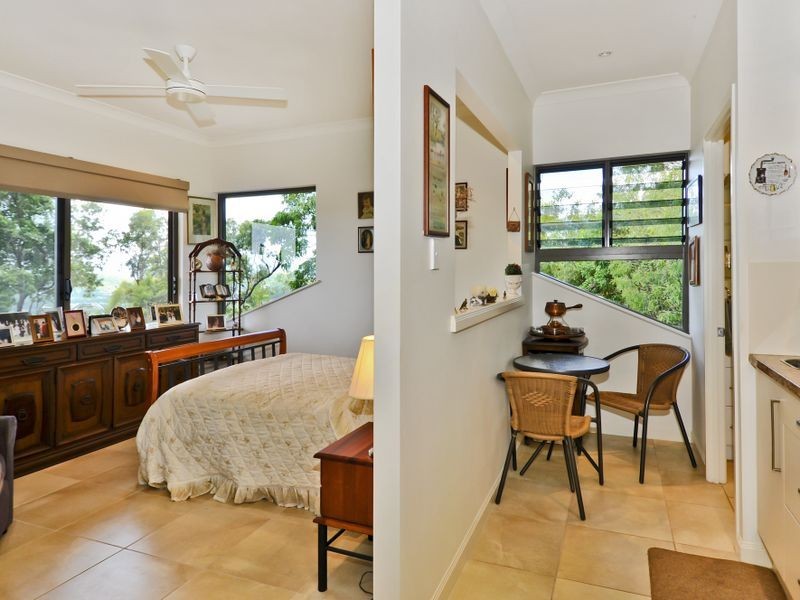 54 Buckinghamia Street, Redlynch QLD 4870