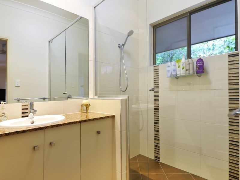 54 Buckinghamia Street, Redlynch QLD 4870