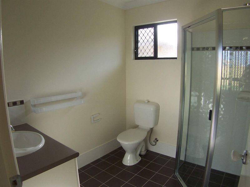 Bentley Park QLD 4869