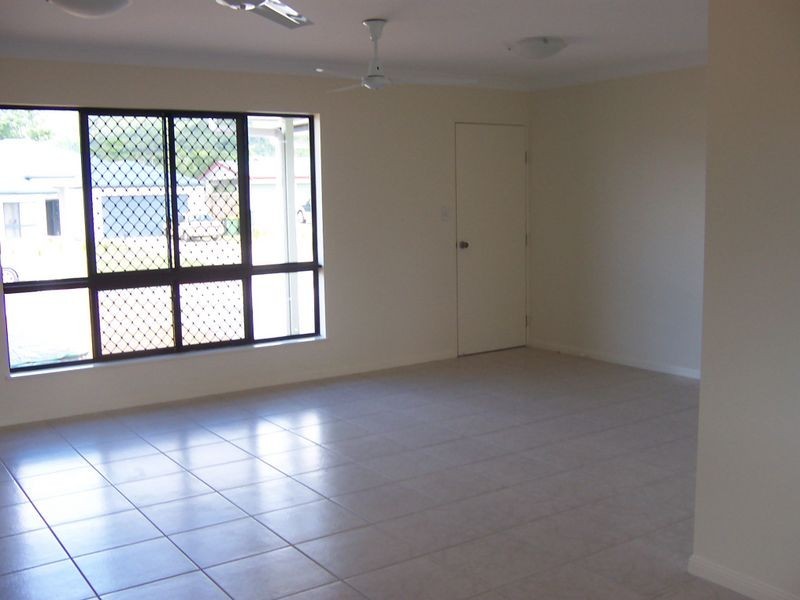 Bentley Park QLD 4869