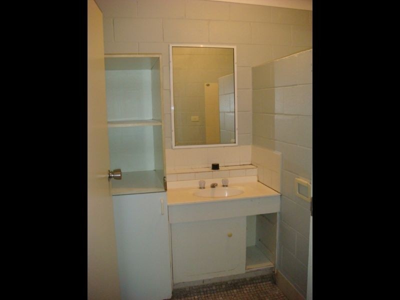 2/13-15 Brisbane Street, Parramatta Park QLD 4870