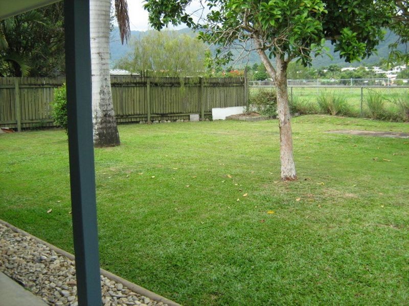 Bentley Park QLD 4869