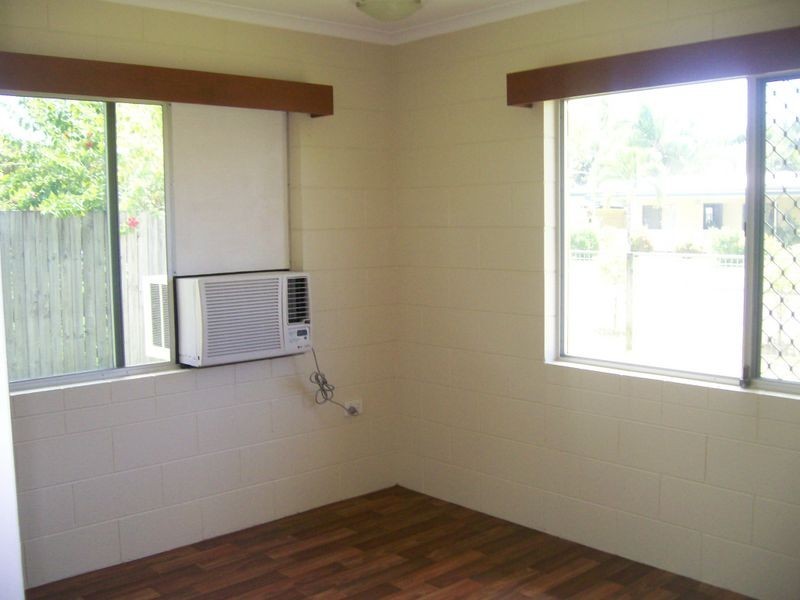 Manoora QLD 4870