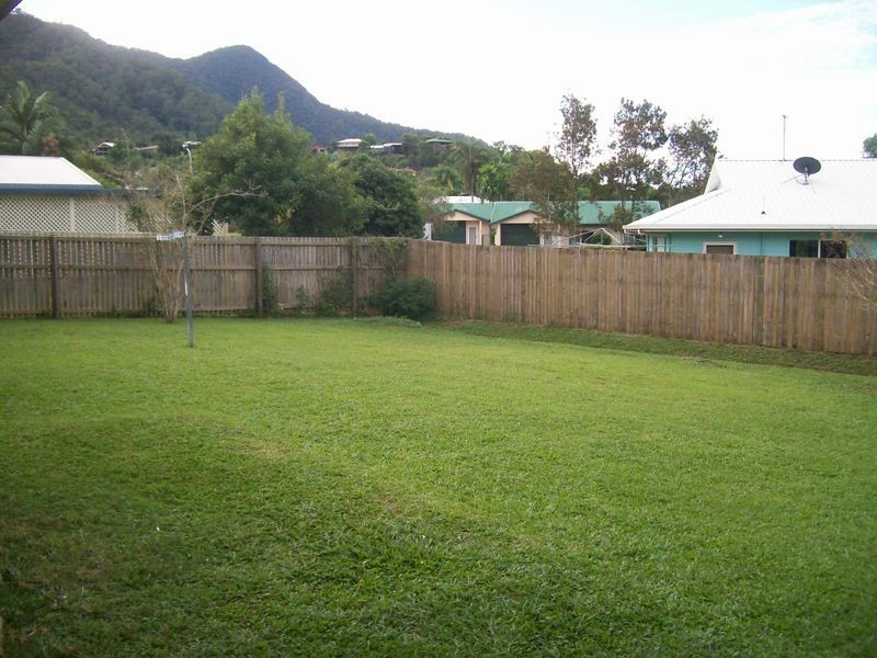 Bentley Park QLD 4869