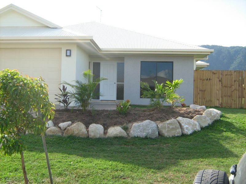 5 Calvert Close, Bentley Park QLD 4869