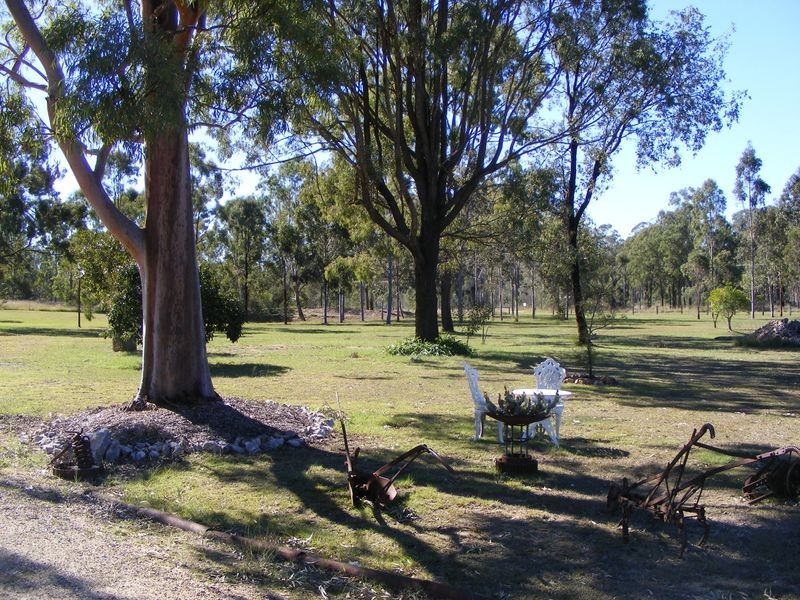 12 Lysdale Road, Wondai QLD 4606