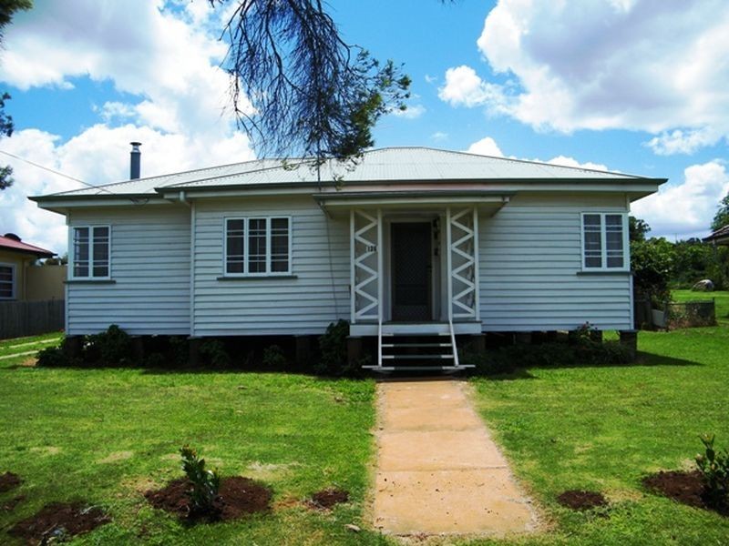 136 Doonkuna Street, Kingaroy QLD 4610