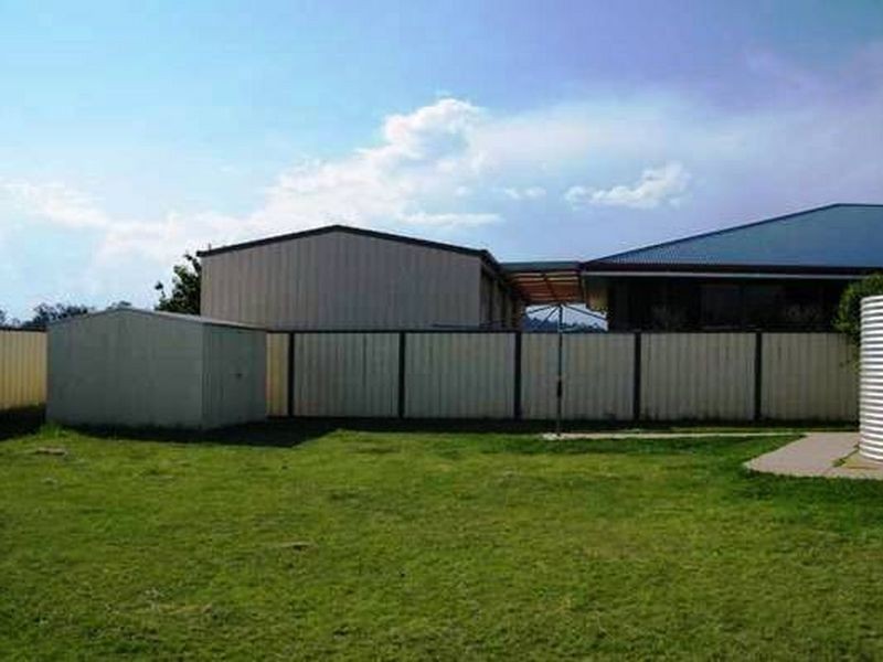 68 Windsor Circle, Kingaroy QLD 4610