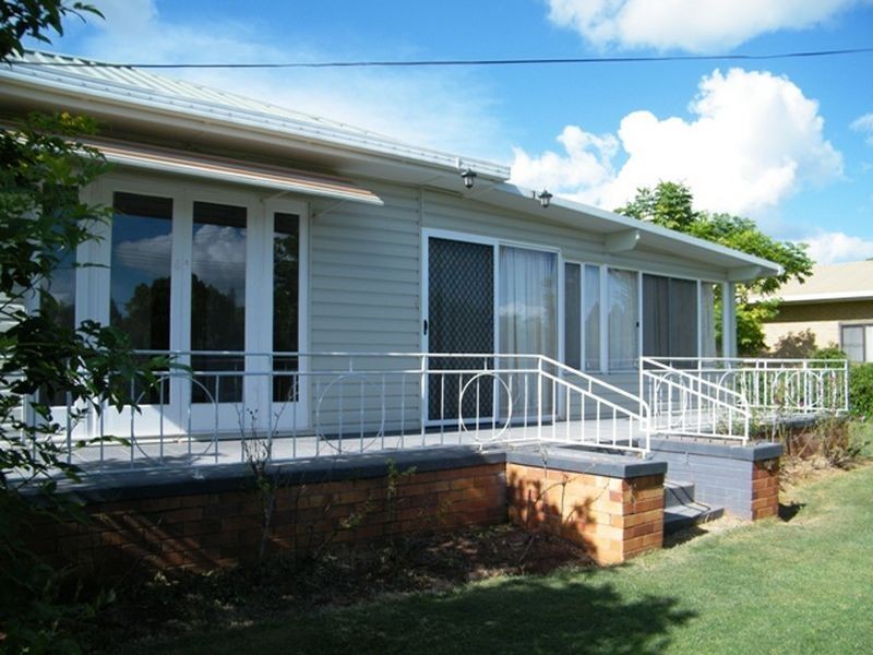 110 Doonkuna Street, Kingaroy QLD 4610