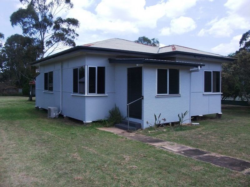 15 Reen Street, Kingaroy QLD 4610