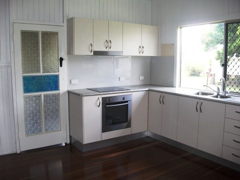 15 Reen Street, Kingaroy QLD 4610