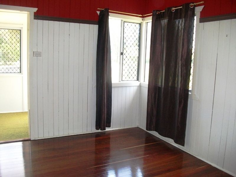15 Reen Street, Kingaroy QLD 4610